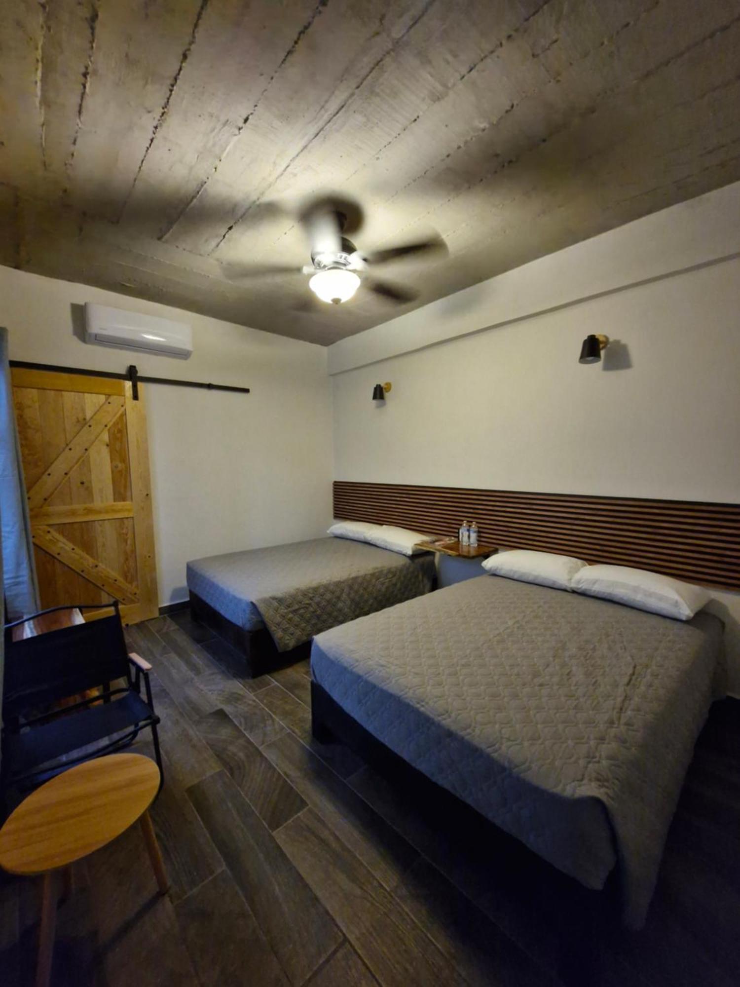 Inbed Hotel Tuxtla Gutiérrez Buitenkant foto